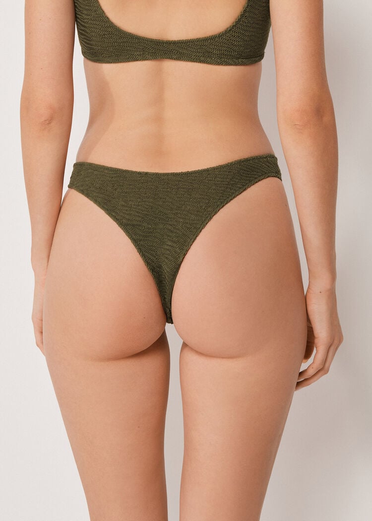 Brazilian swimsuit bottoms crinkle waves