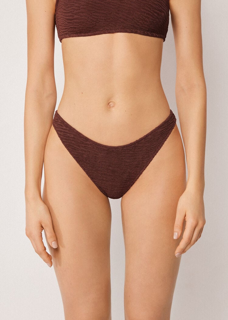Brazilian swimsuit bottoms crinkle waves