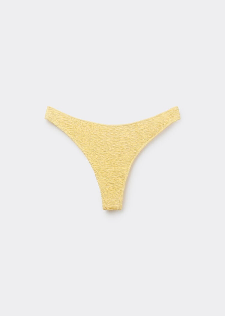 Brazilian swimsuit bottoms crinkle waves