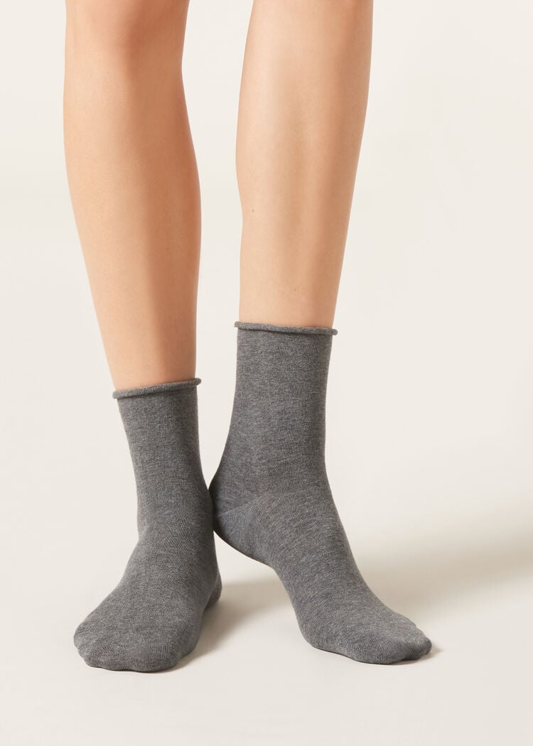 Non-elastic cotton ankle socks