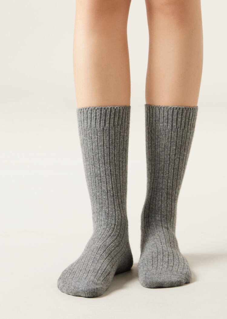 Wool and cashmere socks