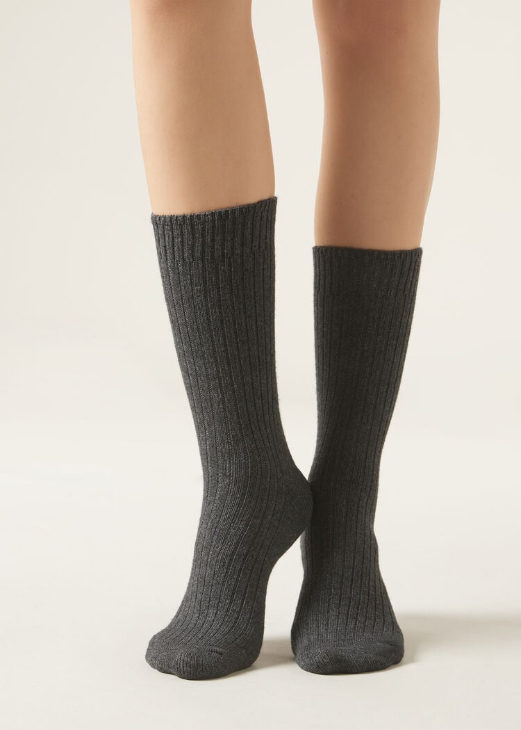 Wool and cashmere socks