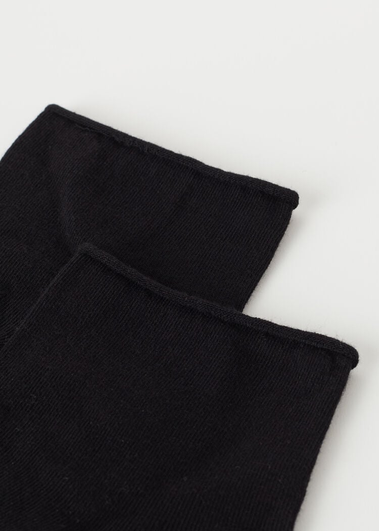 Cuffless short socks in cotton