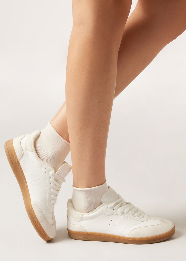 Cuffless short socks in cotton