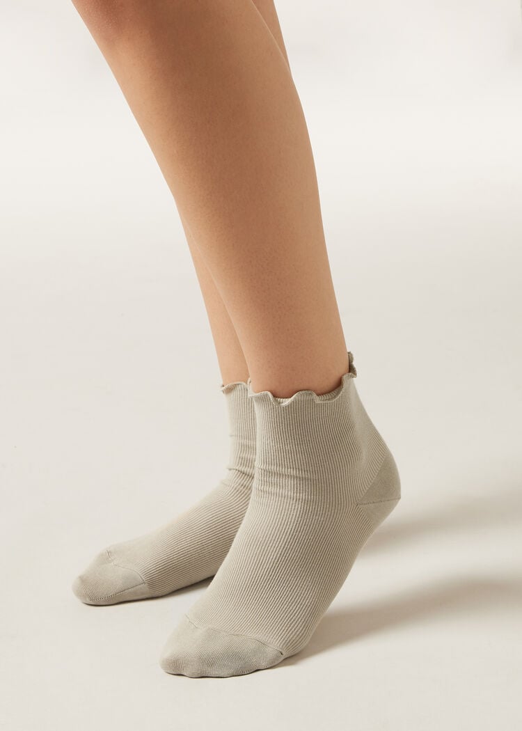 Ribbed socks