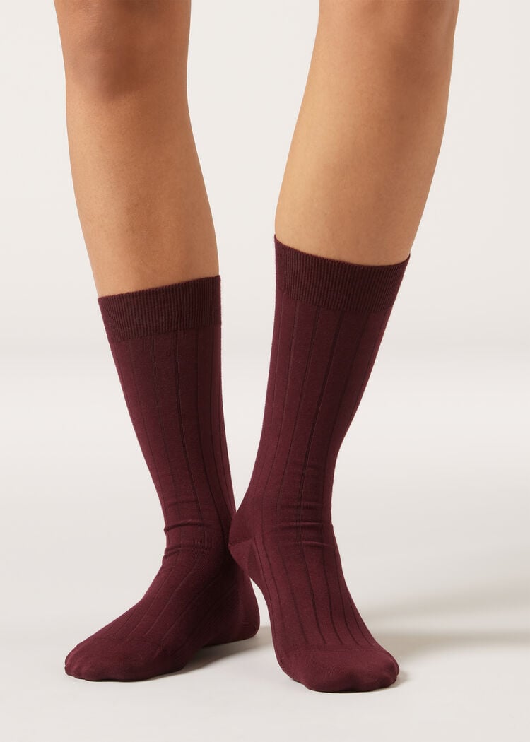 Ribbed mid-calf socks