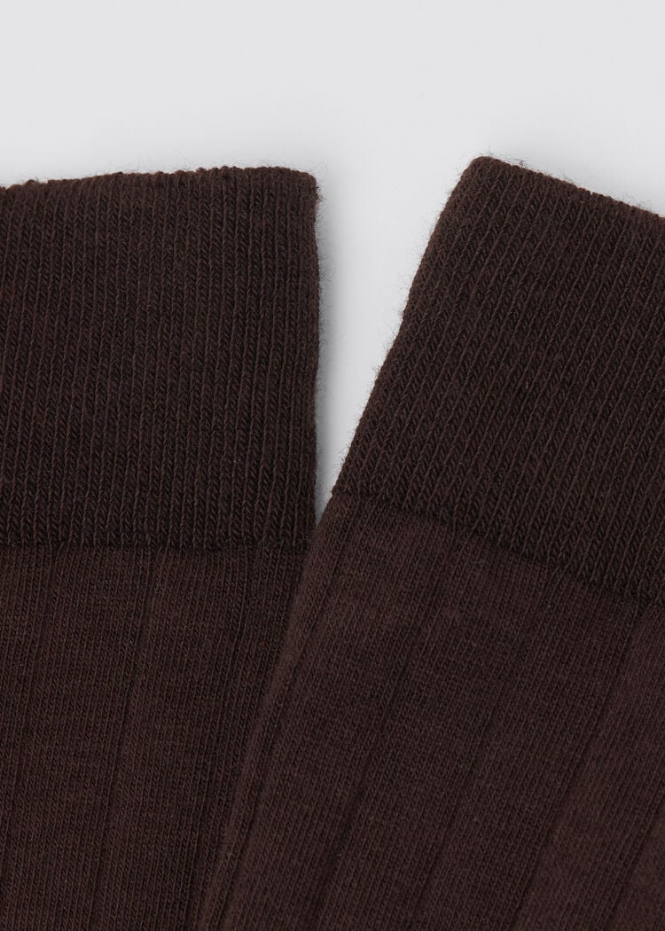Ribbed mid-calf socks