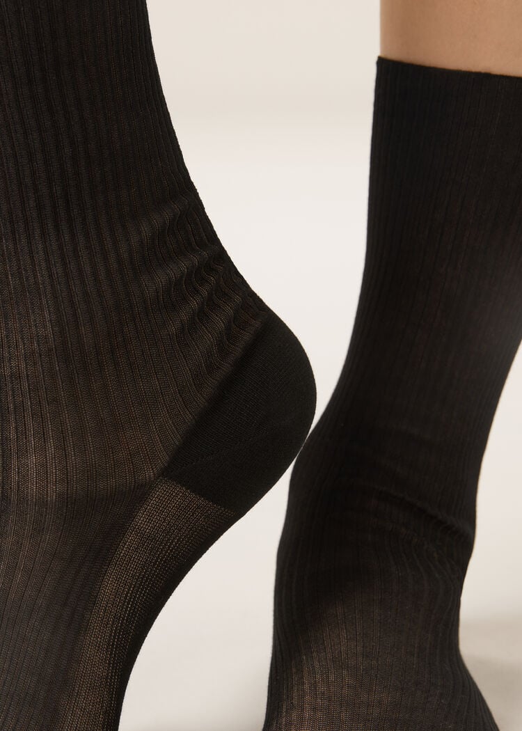 Ribbed socks