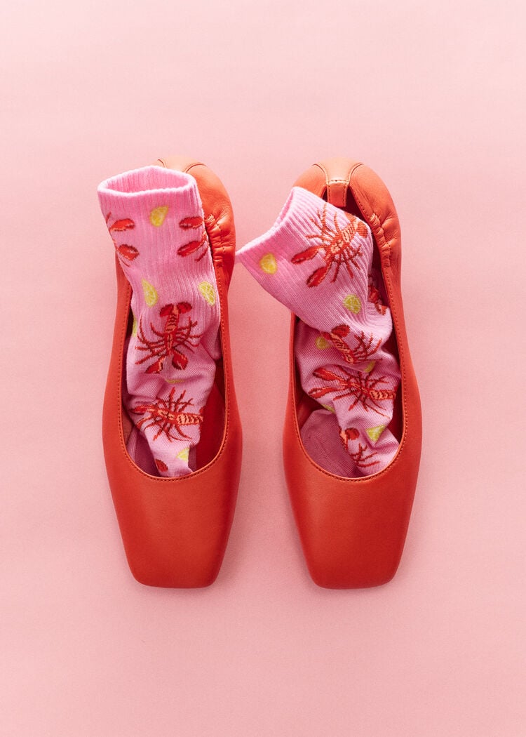Food-patterned socks