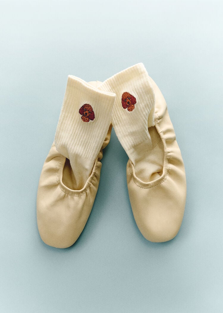 Dogs embroidered socks