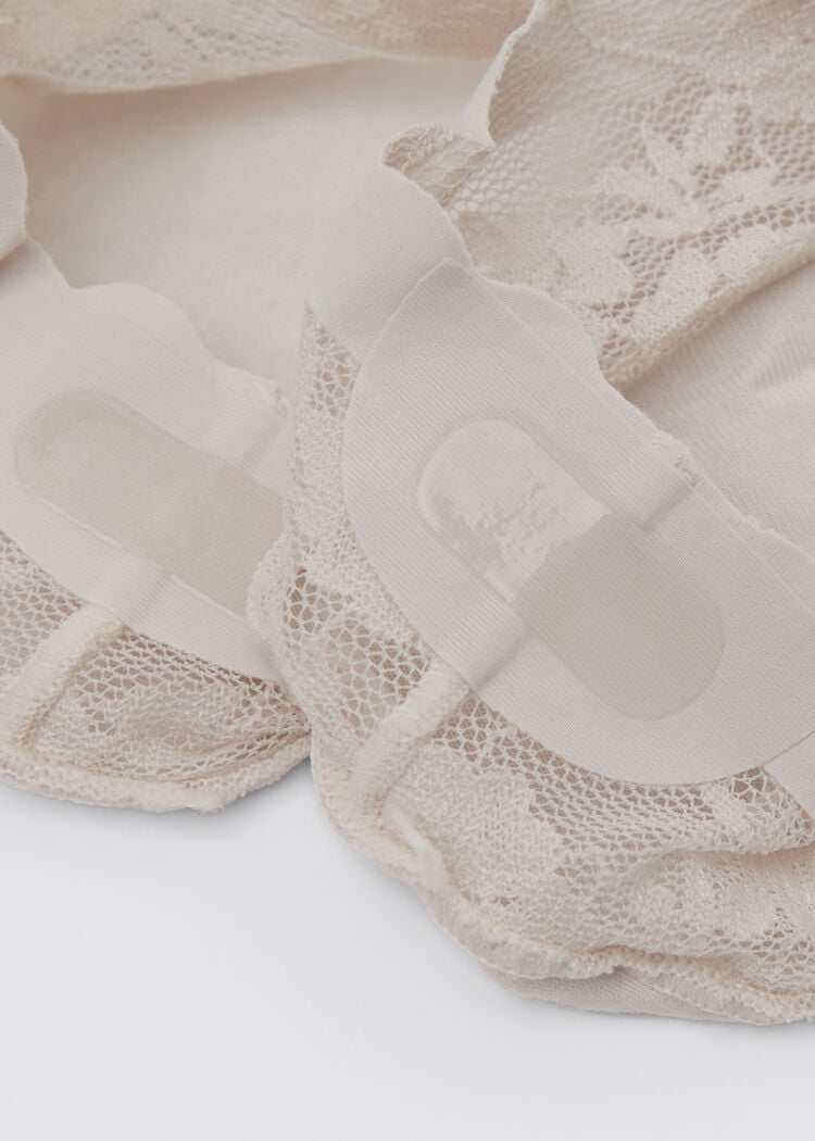 Lace no-show socks