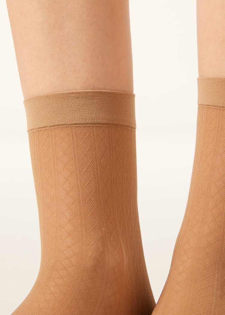 Vertical diamond socks