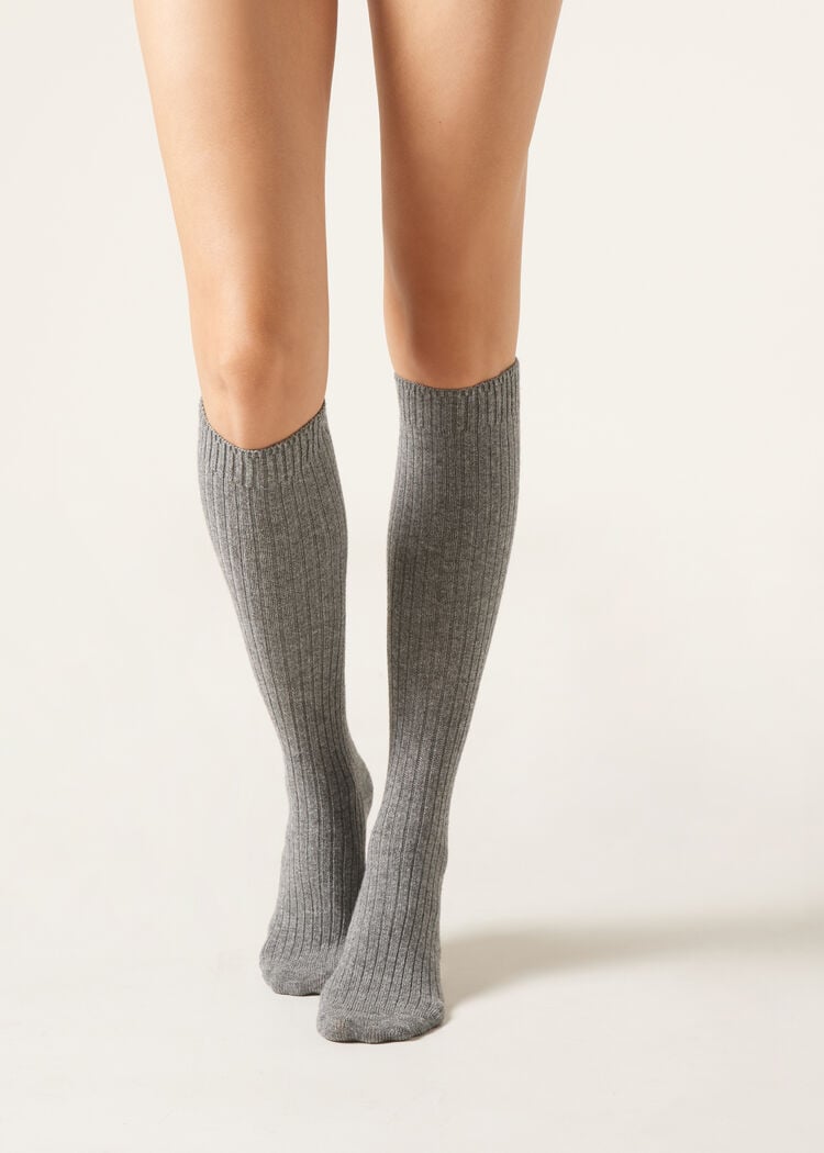 Long ribbed wool and cashmere socks