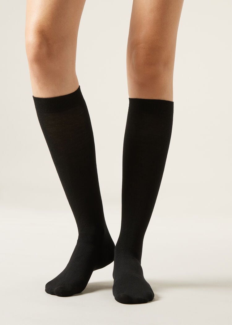 Tall satin cotton socks