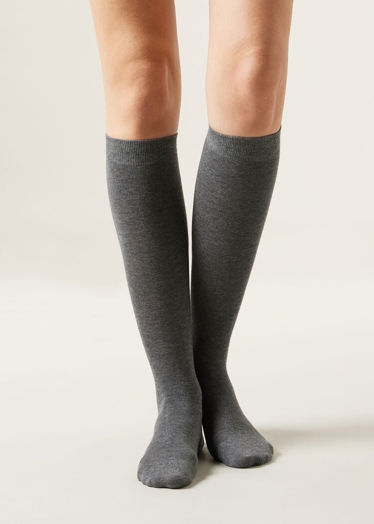 Tall satin cotton socks