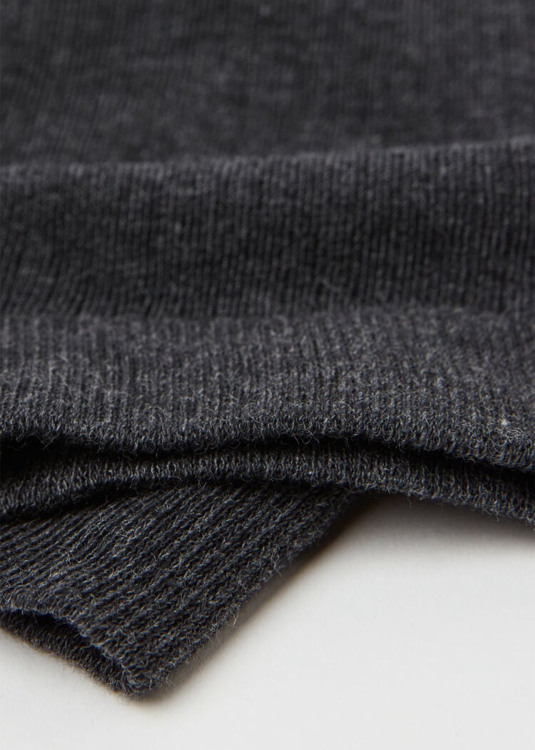 Long ribbed socks