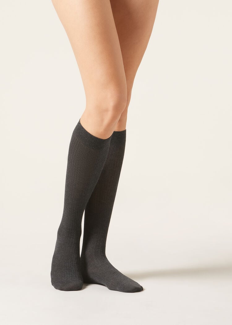 Long ribbed socks