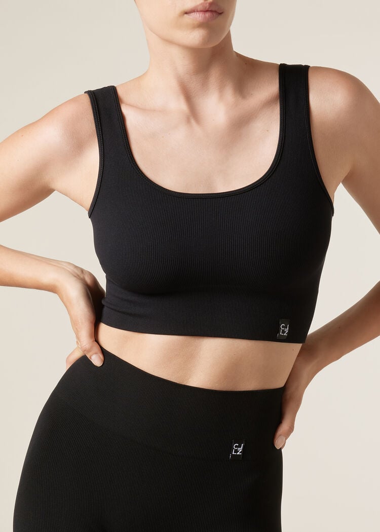 Seamless sport top