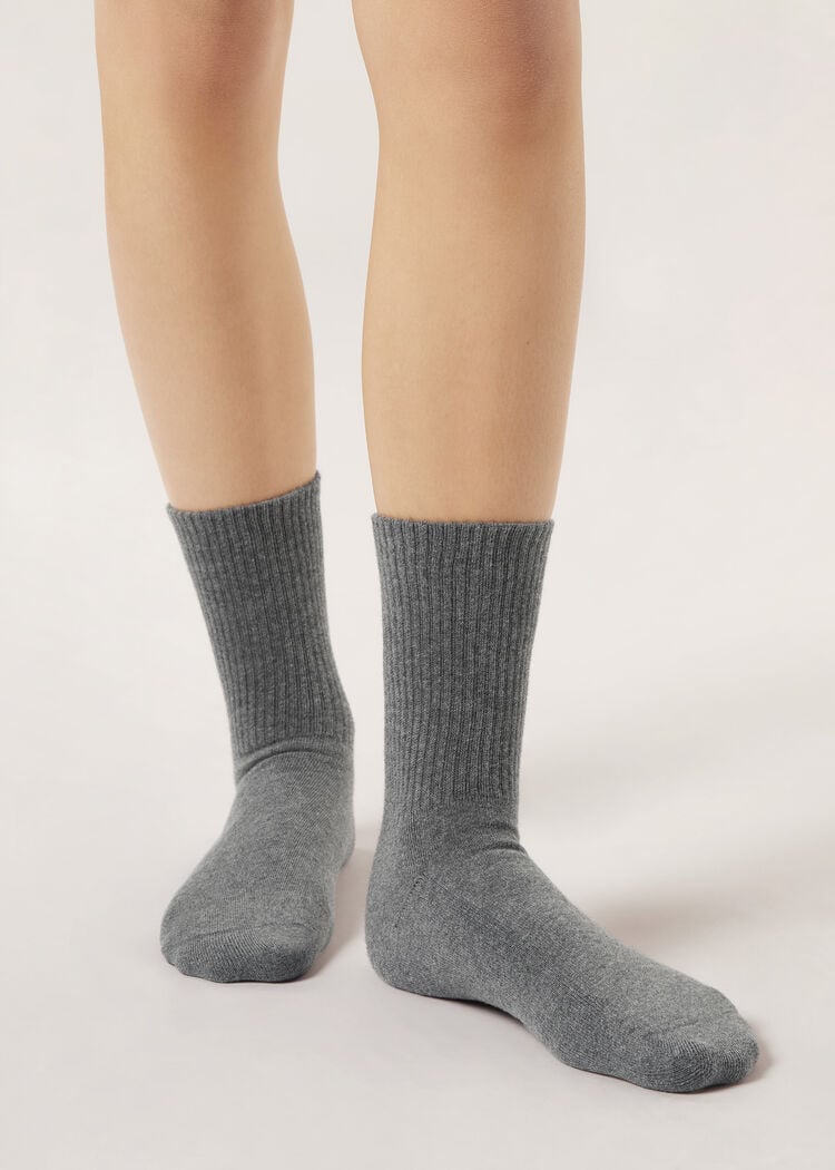 Unisex short sport socks