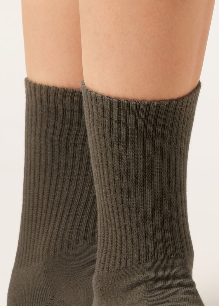Unisex short sport socks