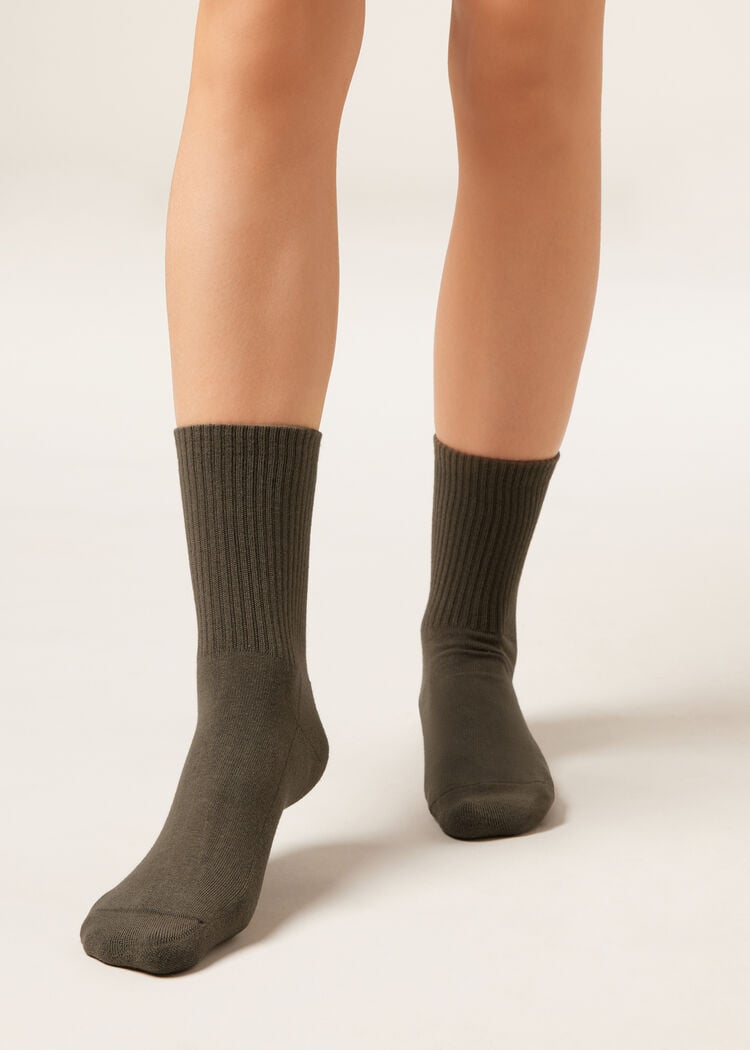 Unisex short sport socks
