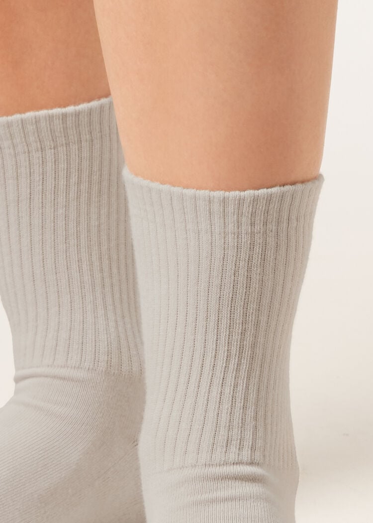 Unisex short sport socks