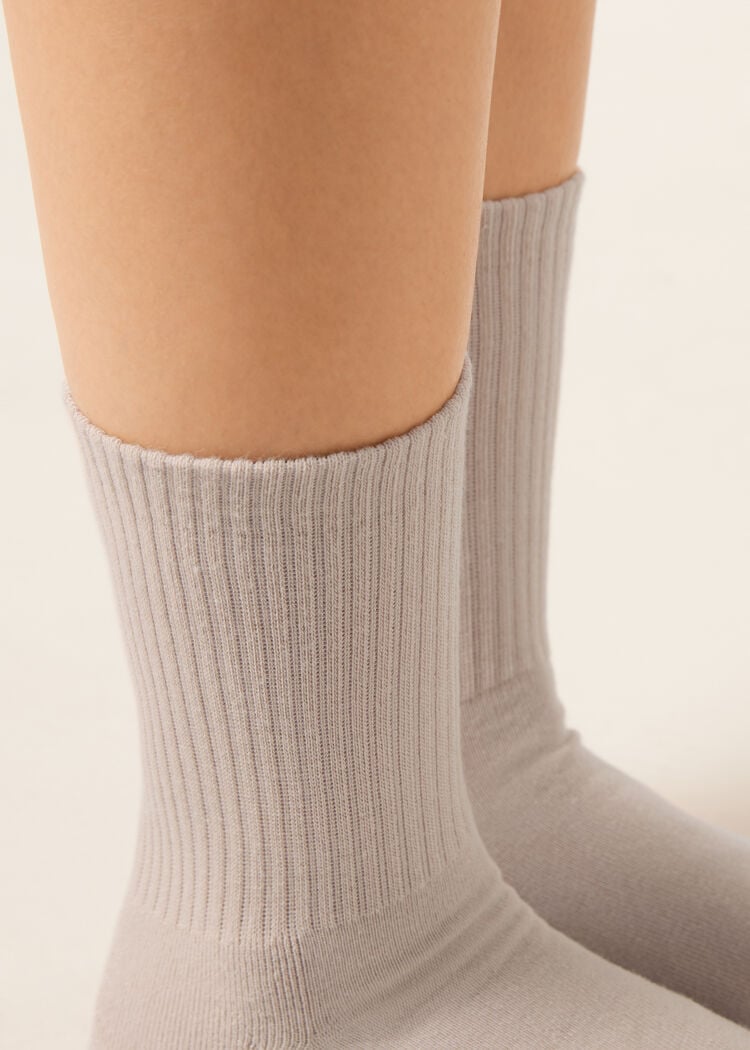 Unisex short sport socks