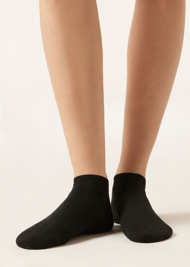 Unisex cotton and linen no-show socks